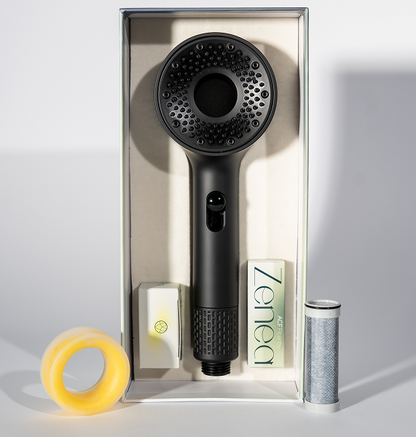 Filtračná sprchová hlavica Zenea v čiernom darčekovom balení