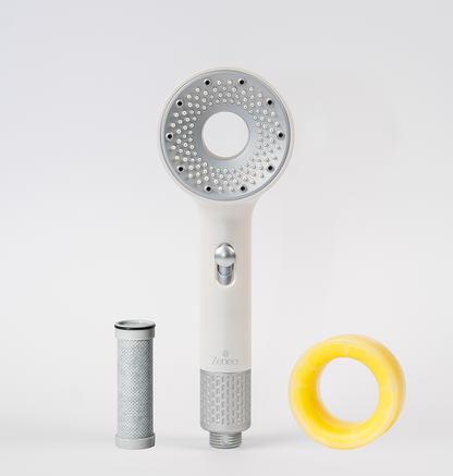 Filtračná sprchová hlavica Zenea v bielom ekologickom balení